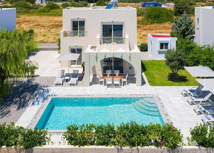 Liebevoll Ausgestattetes Haus In Ruhiger Lage Mit Beheiztem Pool Und Meerblick By Interhome 根纳迪