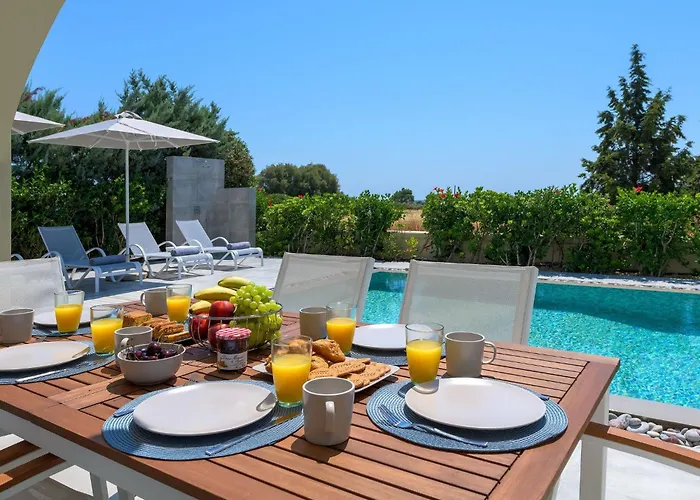 Vakantiehuis Liebevoll Ausgestattetes Haus In Ruhiger Lage Mit Beheiztem Pool Und Meerblick By Interhome