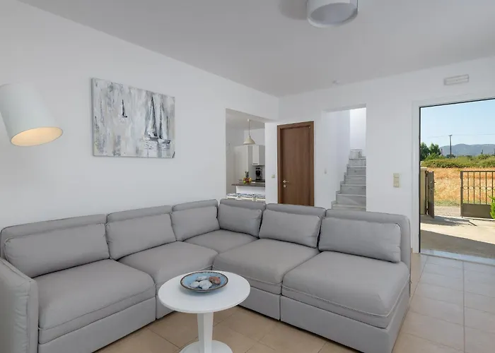 度假居 Liebevoll Ausgestattetes Haus In Ruhiger Lage Mit Beheiztem Pool Und Meerblick By Interhome *