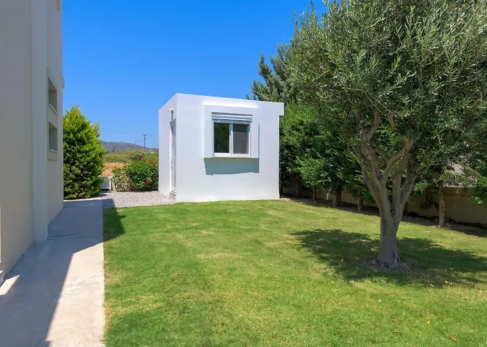 度假居 Liebevoll Ausgestattetes Haus In Ruhiger Lage Mit Beheiztem Pool Und Meerblick By Interhome 根纳迪