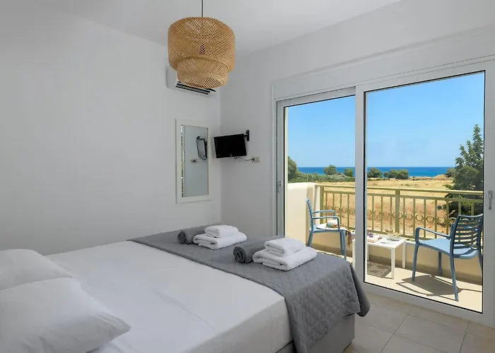 Liebevoll Ausgestattetes Haus In Ruhiger Lage Mit Beheiztem Pool Und Meerblick By Interhome Semesterbostad