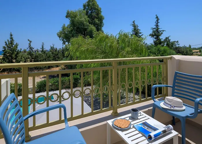 Liebevoll Ausgestattetes Haus In Ruhiger Lage Mit Beheiztem Pool Und Meerblick By Interhome *